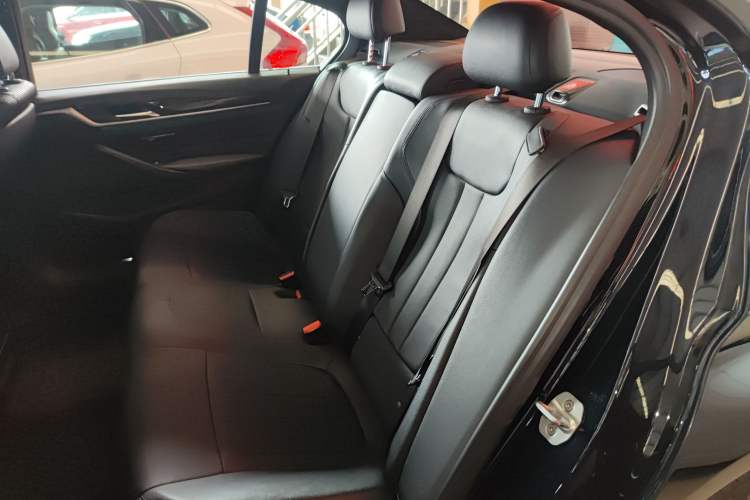 Used BMW 5 Series 2018 525Li M Sport Package
