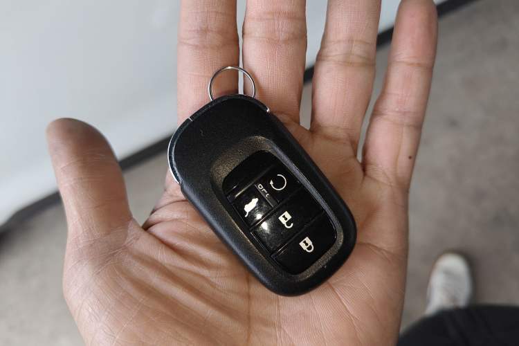 Used Honda CR-V 2023 240TURBO Two-Wheel Drive Deluxe Edition 7 Seats
