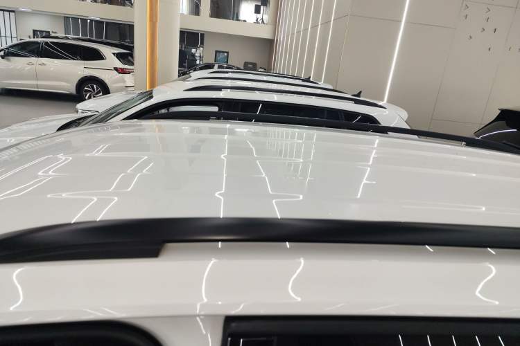 Used Volkswagen Tiguan L 2022 330TSI Automatic Two-Wheel Drive Comfort Edition