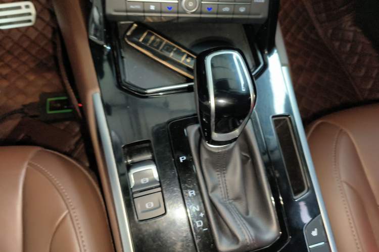 Used Wey VV7 2017 2.0T Flagship Edition