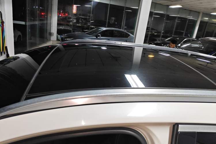 Used Infiniti QX50 2018 2.0T Two-Wheel Drive Fashion Edition