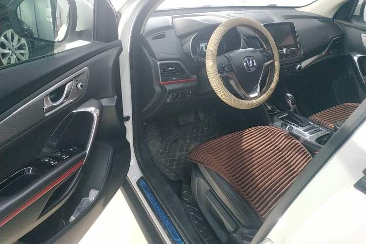 Used Changan CS55 2019 1.5T Automatic Colorful Edition China VI Standard
