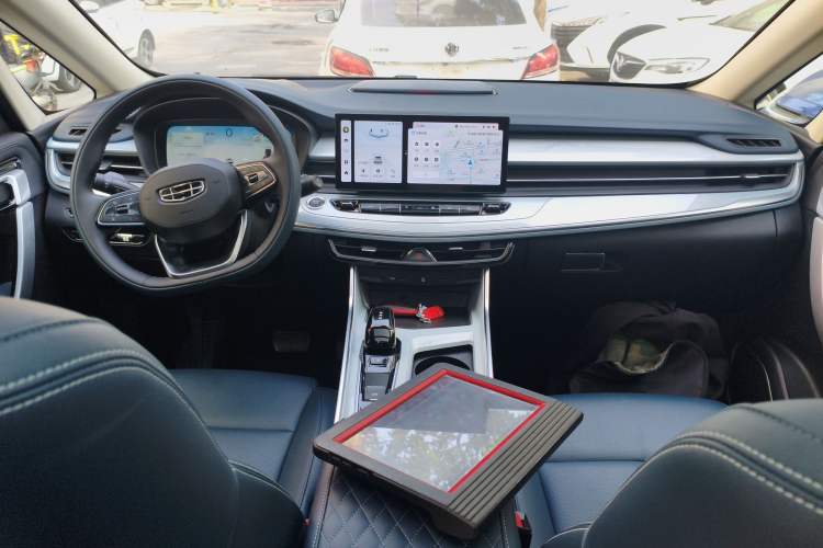 Used Geely Auto Jiajie 2023 Geely Jiaji L 1.5TD DCT Luxury Model
