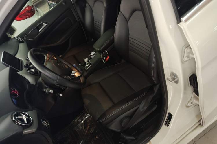 Used Mercedes-Benz B-Class 2015 B 200 Sport Edition