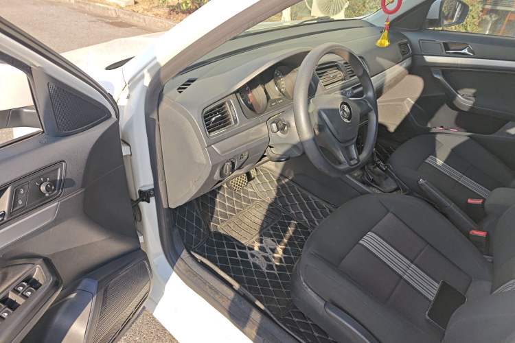 Used Volkswagen Gran Lavida 2017 1.6L Automatic Fashion Edition