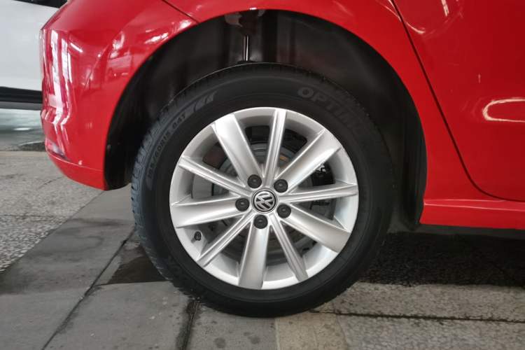 Used Volkswagen Polo 2014 1.6L Automatic Comfort Edition