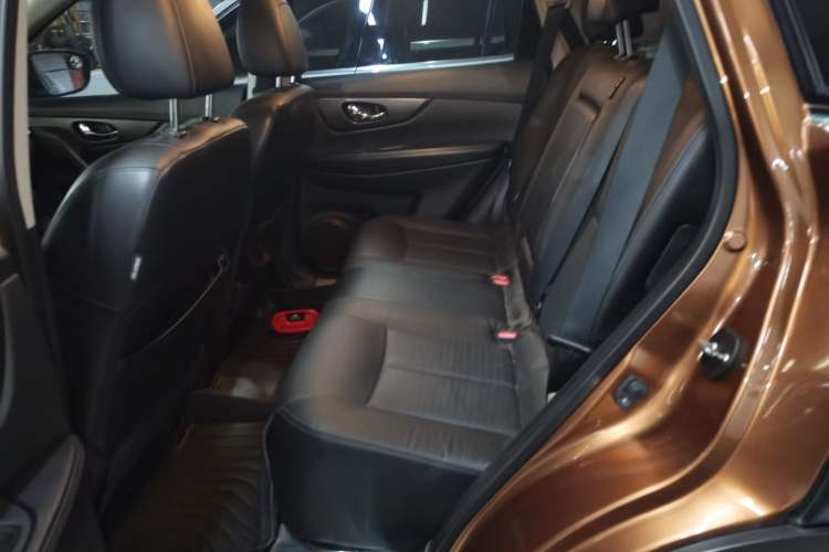 Used Nissan X-Trail 2014 2.0L CVT Comfort Edition 2WD
