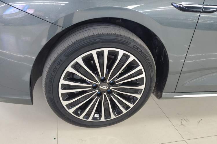 Used Chery Fengyun A8L 2025 1.5 TGDI 145 km Luxury Version
