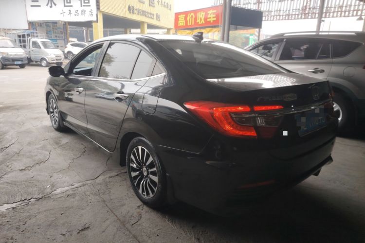 Used Honda Crider 2015 1.8L Automatic Luxury Edition