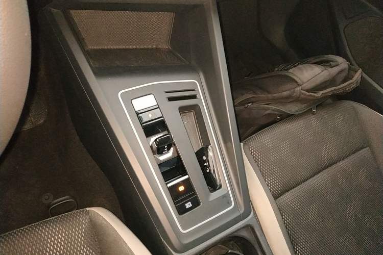 Used Volkswagen Golf 2023 200TSI DSG