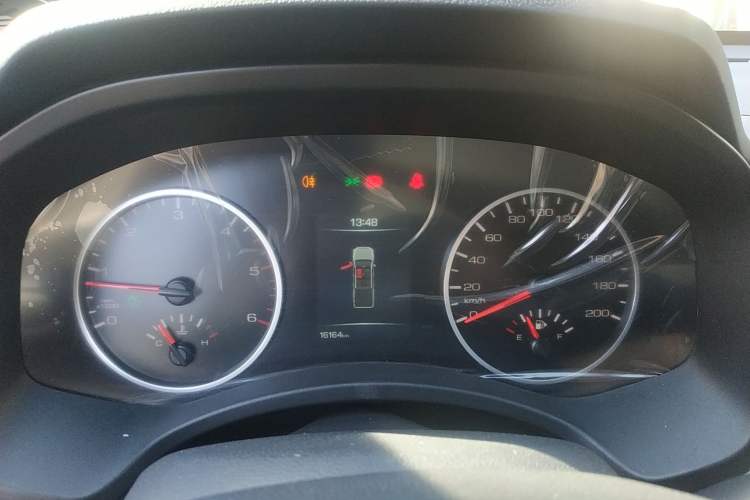 Used Great Wall Poer 2023 2.0T Commercial Version Manual Diesel Two-Wheel Drive Elite Trim Standard Box GW4D20M
