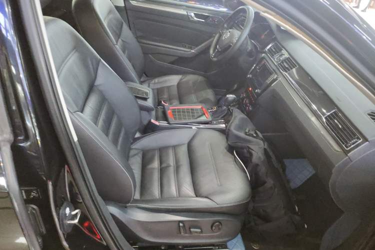 Used Volkswagen Passat 2016 330TSI DSG Prestige Edition
