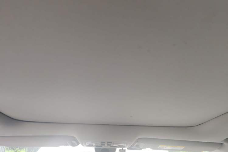 Used Toyota Highlander 2018 2.0T Four-Wheel Drive Luxury Edition 7 Seats China V Emission Standard
