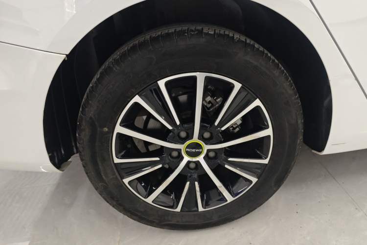 Used Roewe i5 2021 1.5L CVT Platinum Edition