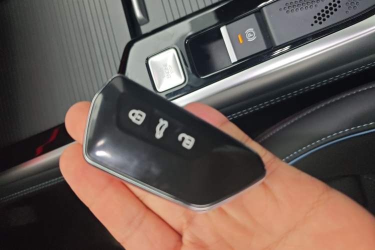 Used Volkswagen Passat 2025 Pro 380TSI Starry Dragon Luxury Edition
