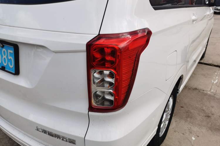 Used Wuling Hongguang 2019 1.5L S Comfort Edition China VI LAR
