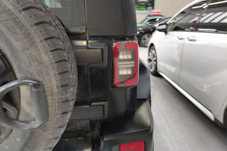 Used  BJ40 2023 2.0D Automatic Four-Wheel Drive Blade Hero Edition Adventurer Type