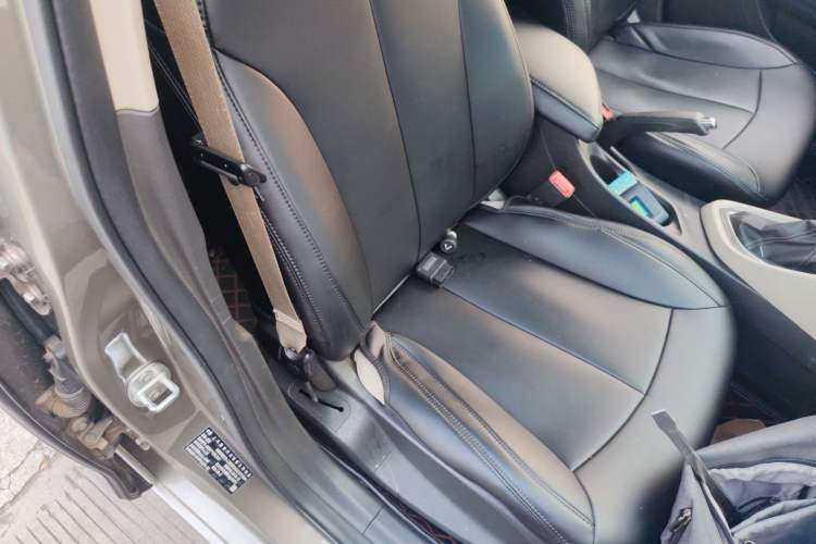 Used Buick GT 2019 15T Dual-Clutch Advanced Version China VI Standard
