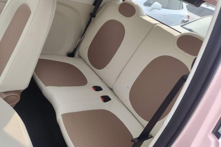 Used Bestune Pony 2026 Model 222km Elegant Horse