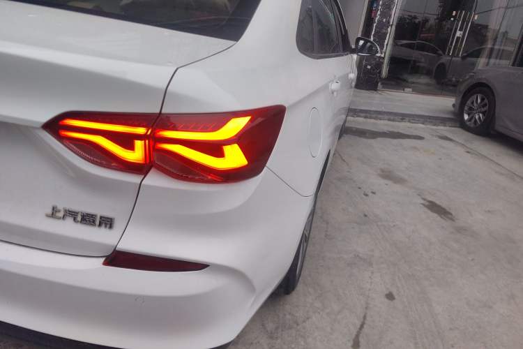 Used Chevrolet Monza 2020 320 Automatic Enjoyment Edition