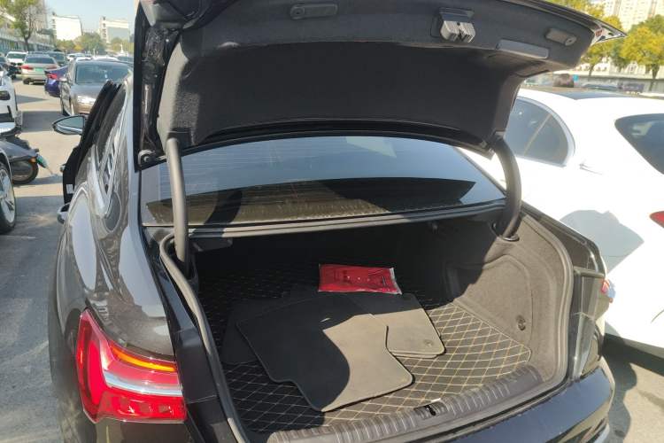 Used Audi A6L 2024 40 TFSI Luxury Dynamic Edition
