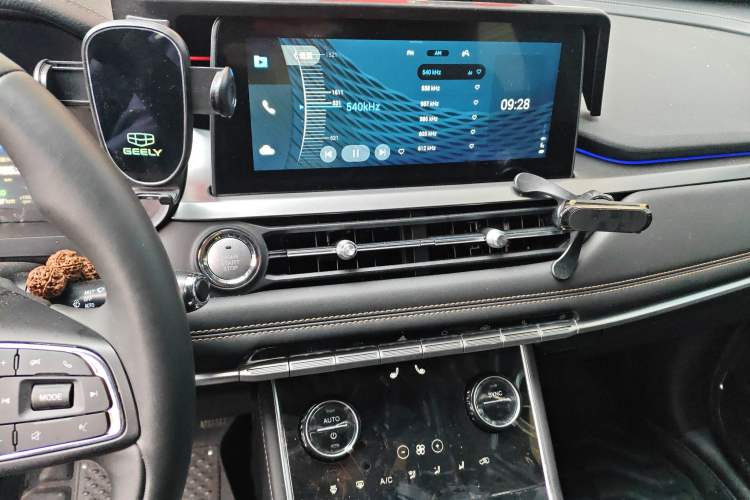 Used Chery Tiggo 8 2025 Excellence Edition 230 TCI Automatic Luxury Version 5 Seats