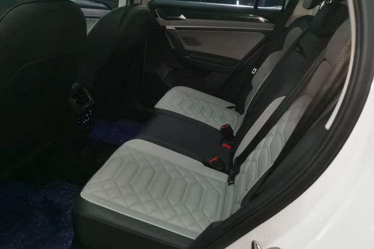 Used Volkswagen Tayron 2024 330TSI Two-Wheel Drive Luxury Plus Advanced Version