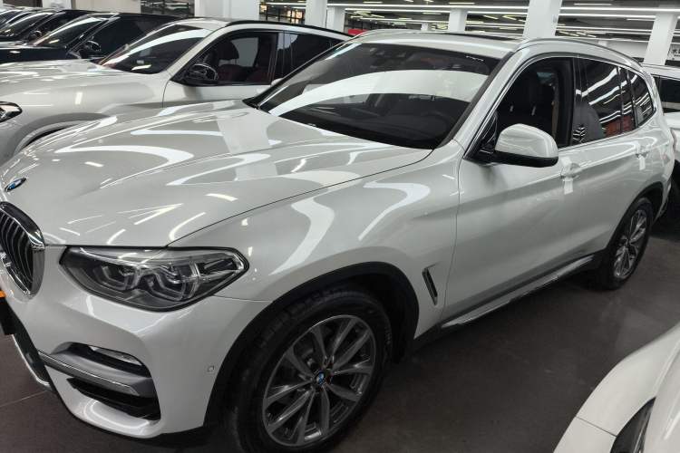 Used BMW X3 2018 xDrive25i Luxury Package China VI Emission Standard
