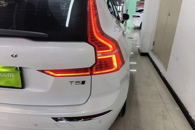 Used Volvo XC60 2021 T5 4x4 Smart Luxury Edition
