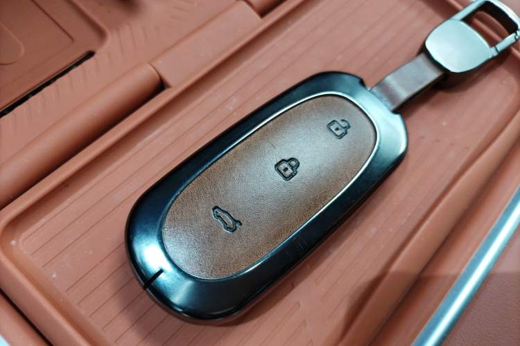 Used Li Auto L8 2023 Pro Model
