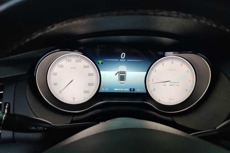 Used Mercedes-Benz R-Class 2014 R 320 4MATIC Business Model
