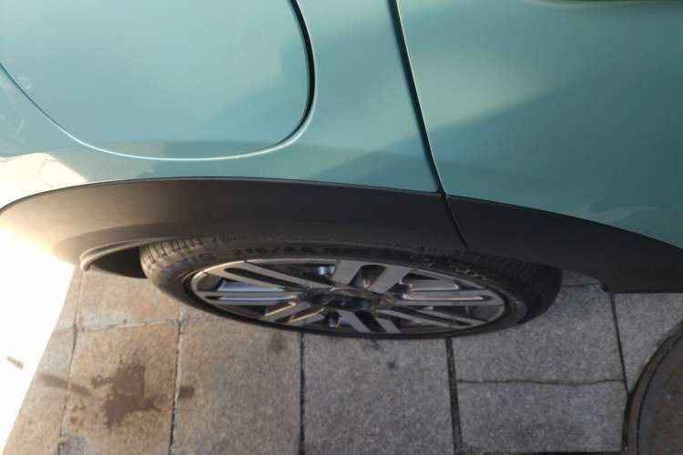 Used  MINI 2025 1.5T COOPER Classic Edition Five-Door Version
