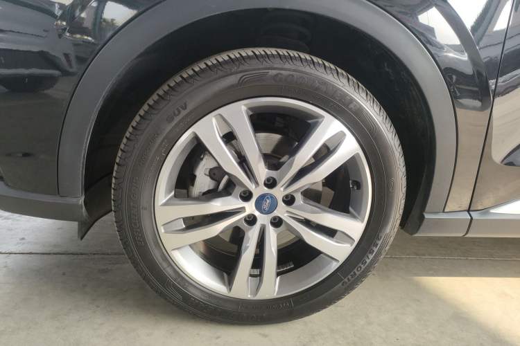 Used Ford Equator Sport 2022 Facelift EcoBoost 170 Prestige Model