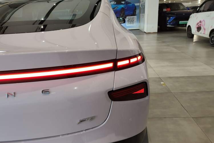 Used XPeng P7 2021 480N
