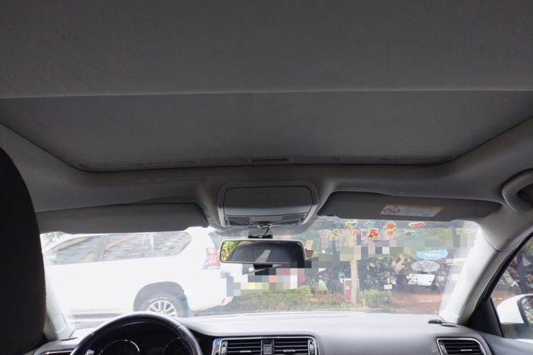 Used Volkswagen Sagitar 2017 1.6L Automatic Comfort Model
