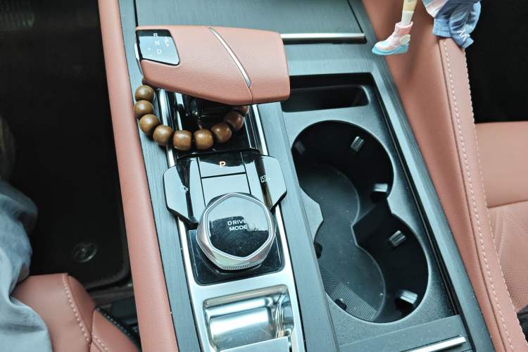 Used Changan CS75 PLUS 2023 3rd Generation 1.5T Automatic Prestige Model
