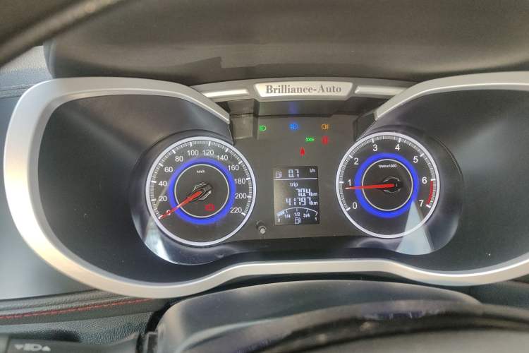 Used Brilliance V3 2016 1.5L Manual Comfort Model