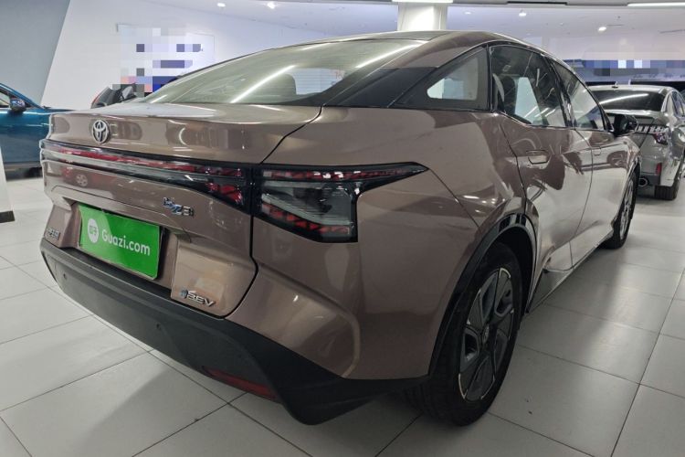 Used Toyota bZ3 2023 616 km Long-Range Premium
