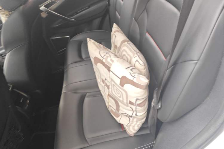 Used Geely Auto Emgrand X7 Sport 2020 1.8TD DCT Two-Wheel Drive Smart Connect 4G-Enabled Version