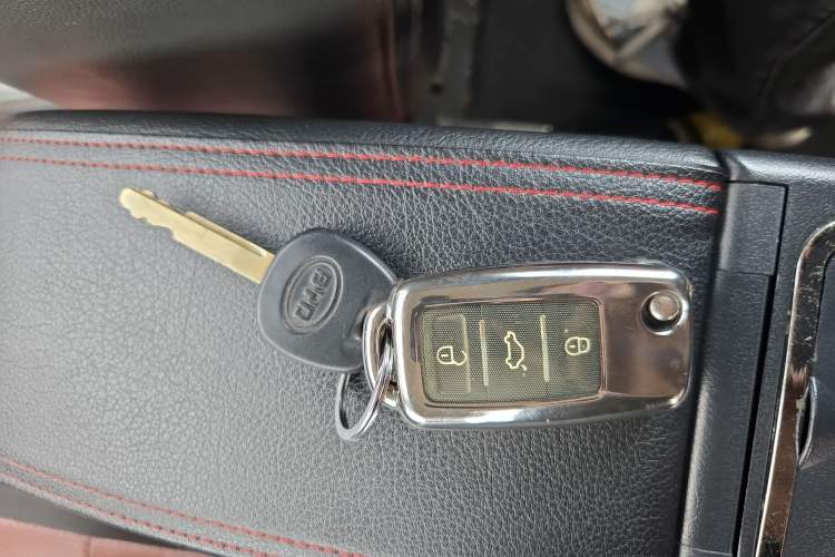 Used BYD F3 2012 Energy-Saving Edition 1.5L Manual Comfort Model
