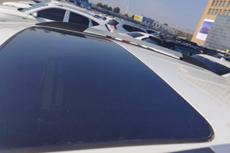 Used Chevrolet Trax 2018 330T Automatic Two-Wheel Drive Luxury Model
