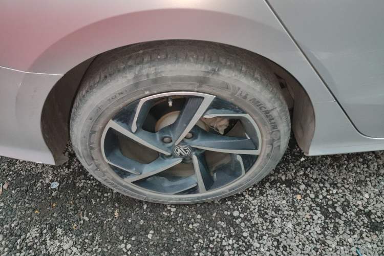 Used MG 5 2021 300TGI DCT Elegant Luxury Edition
