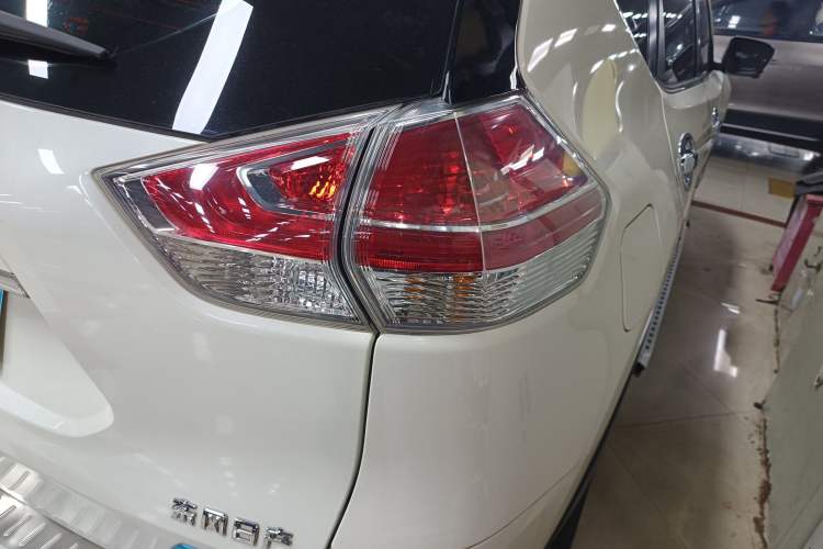 Used Nissan X-Trail 2014 2.0L CVT Comfort Edition 2WD
