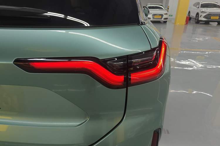 Used Nio ES6 2020 420 km Sport Edition
