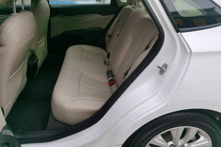 Used Buick GT 2019 15T Dual-Clutch Connected Elite Model China VI