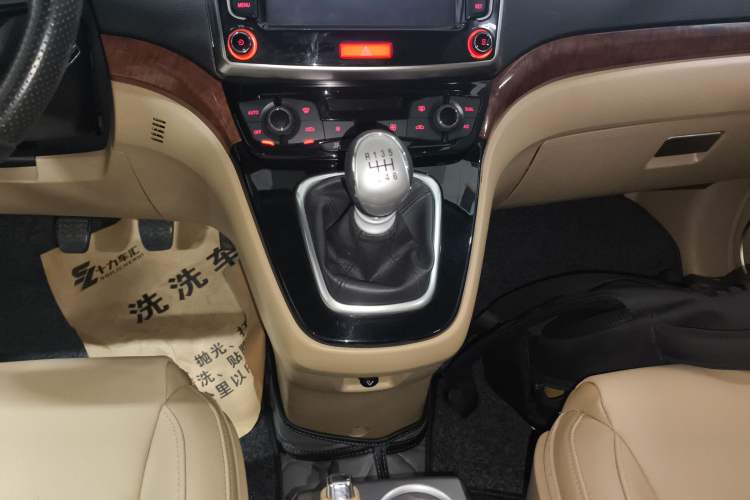 Used Haval H6 2014 Sport Version 1.5T Manual Two-Wheel Drive Elite Edition
