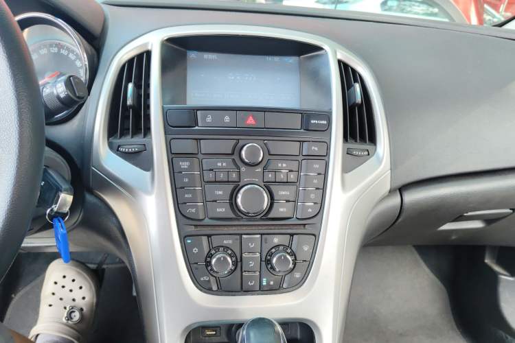 Used Buick GT 2014 XT 1.6L Automatic Fashion Edition
