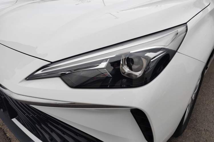 TDK.VehicleDetails.img