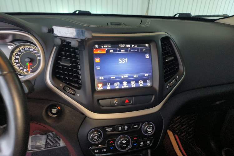 Used  Cherokee 2016 2.4L Professional Smart Version