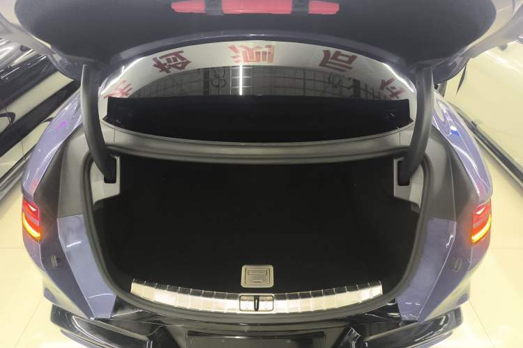 Used Denza Z9 2024 1100 km Four-Wheel Drive Max Version